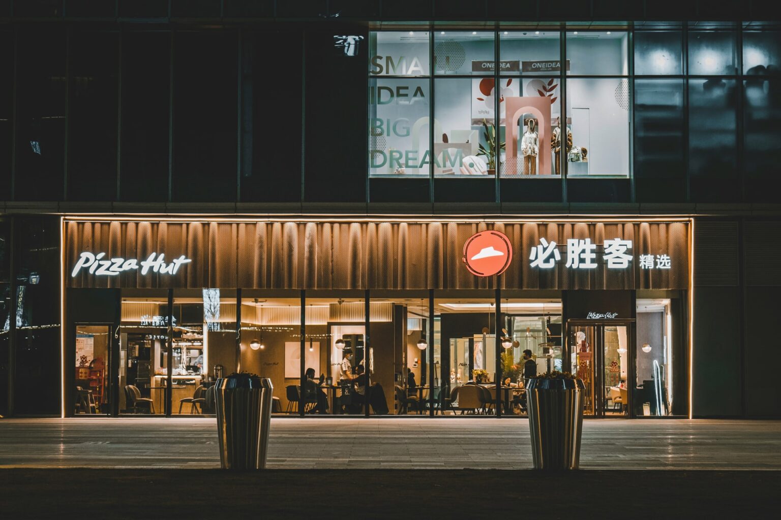 China’s restaurants battle for solo diners, from pizza to hot pot