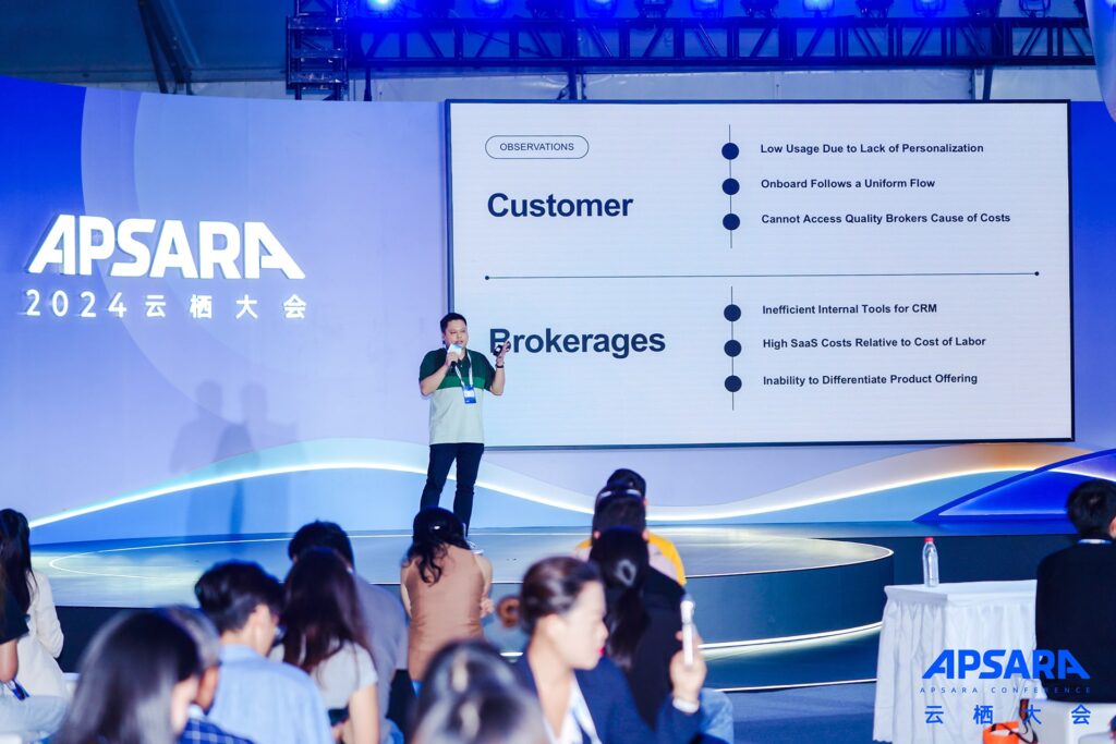 Photo of Michael Do, co-founder and CEO of 1Long, presenting at the Alibaba Cloud Startup Demo Day during Apsara Conference 2024 on September 21.