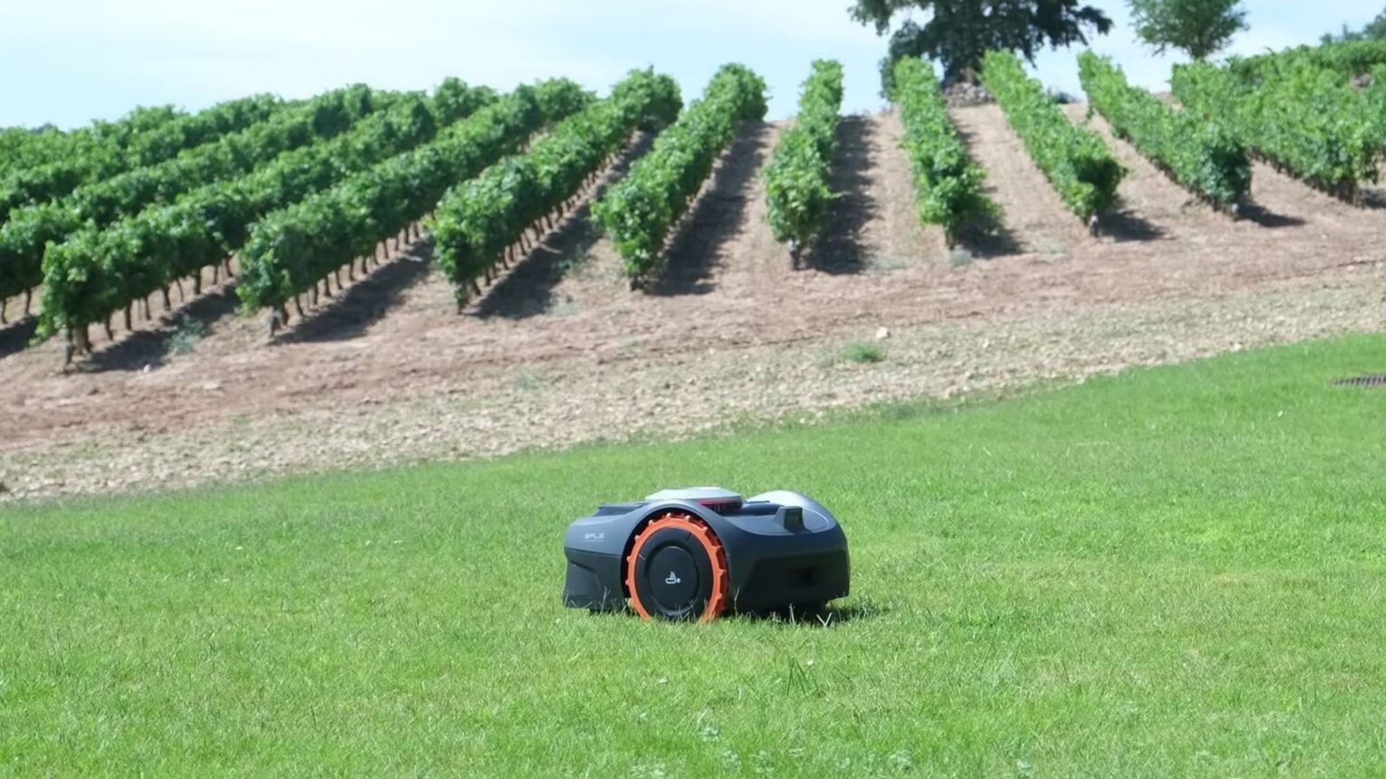 Ninebot taps into soaring global demand for lawn mowing robots