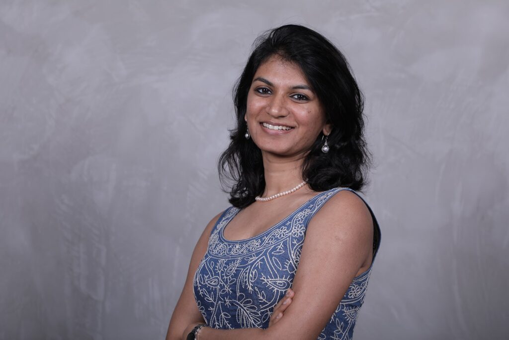 Photo of Nidhi Gupta, co-founder and CEO of Portcast.