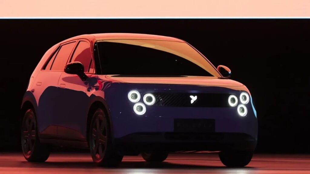 Photo of the Firefly sub-brand’s debut car model, revealed during Nio Day 2024 on December 21.