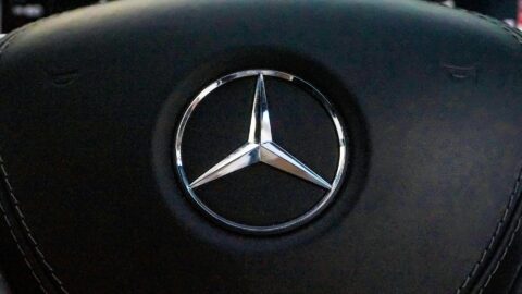 Software hurdles stall CLA production, leaving Mercedes-Benz trailing in China