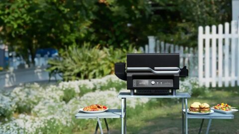 Photo of an outdoor setup showcasing Asmoke’s smart electric grill. Photo source: Asmoke.