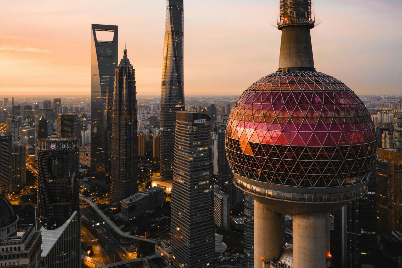 China-focused private equity funds widen their scope under pressure