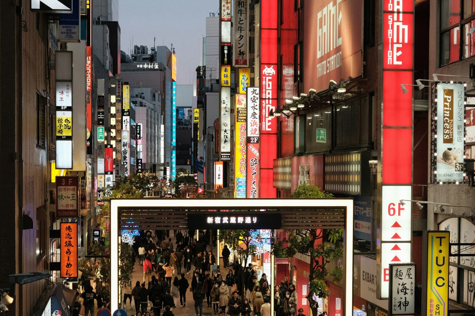 Japan’s malls eye “killer” tenants from Asia and beyond