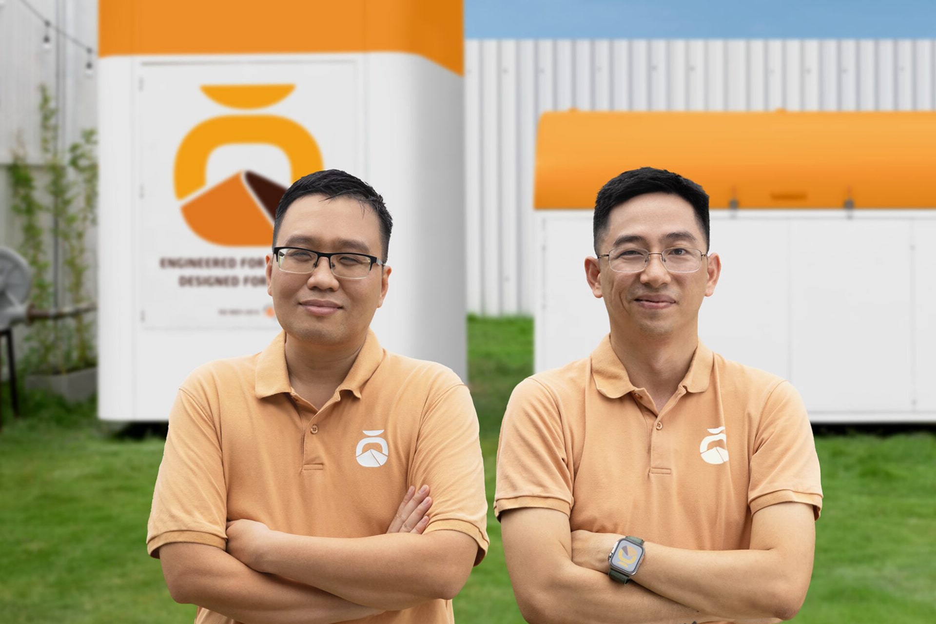 Photo of Nam Nguyen (left) and Hai Ho, co-founders of Alterno.