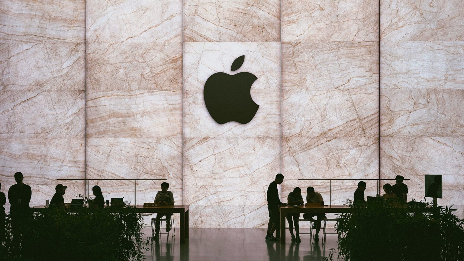 Trapped by silence: How Apple lost its top AI talent to Meta