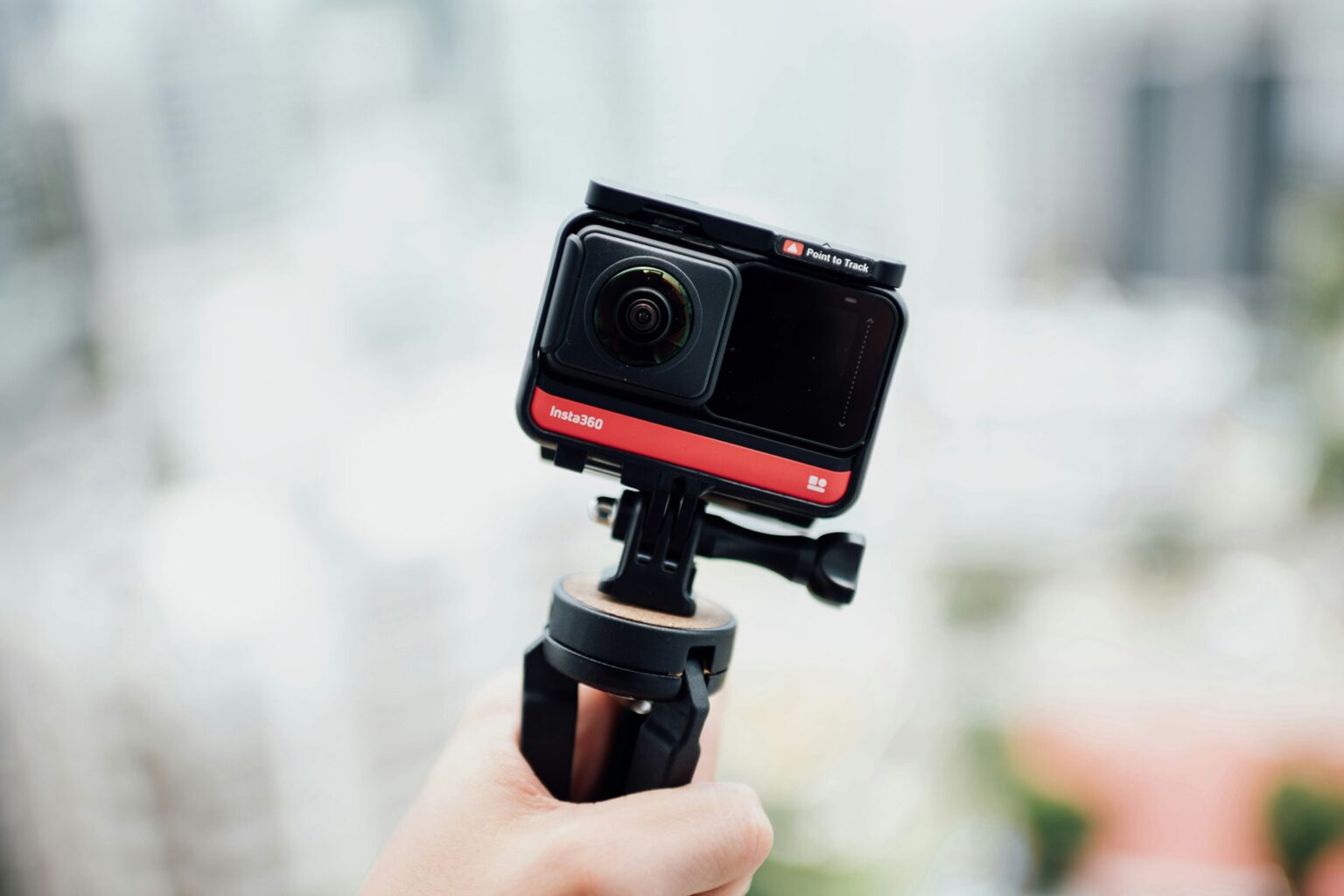 Can Insta360 outpace DJI, or has the market already priced in its future?