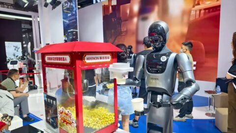 “Don’t operate in a vacuum”: Keenon Robotics CEO on surviving industry shakeouts