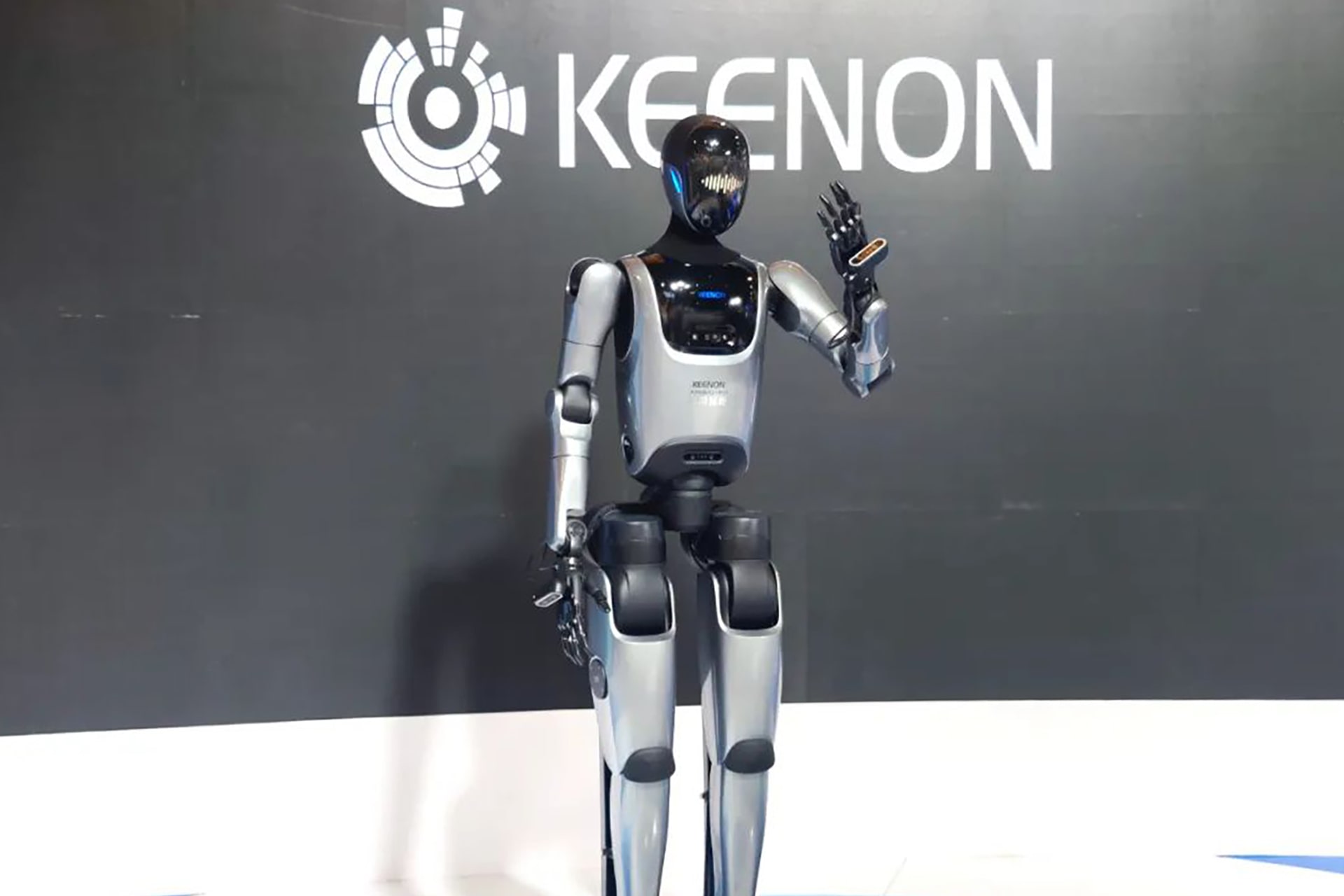Photo of the XMAN-F1 humanoid robot developed by Keenon Robotics.