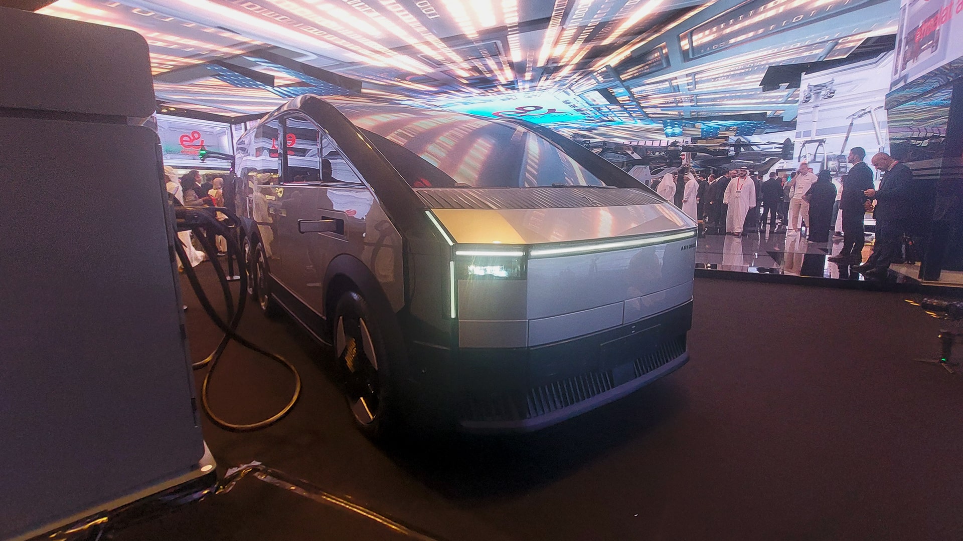 Aridge (formerly Xpeng AeroHT) showcased its “Land Aircraft Carrier” (pictured) at Etisalat’s pavilion during GITEX Global 2025.