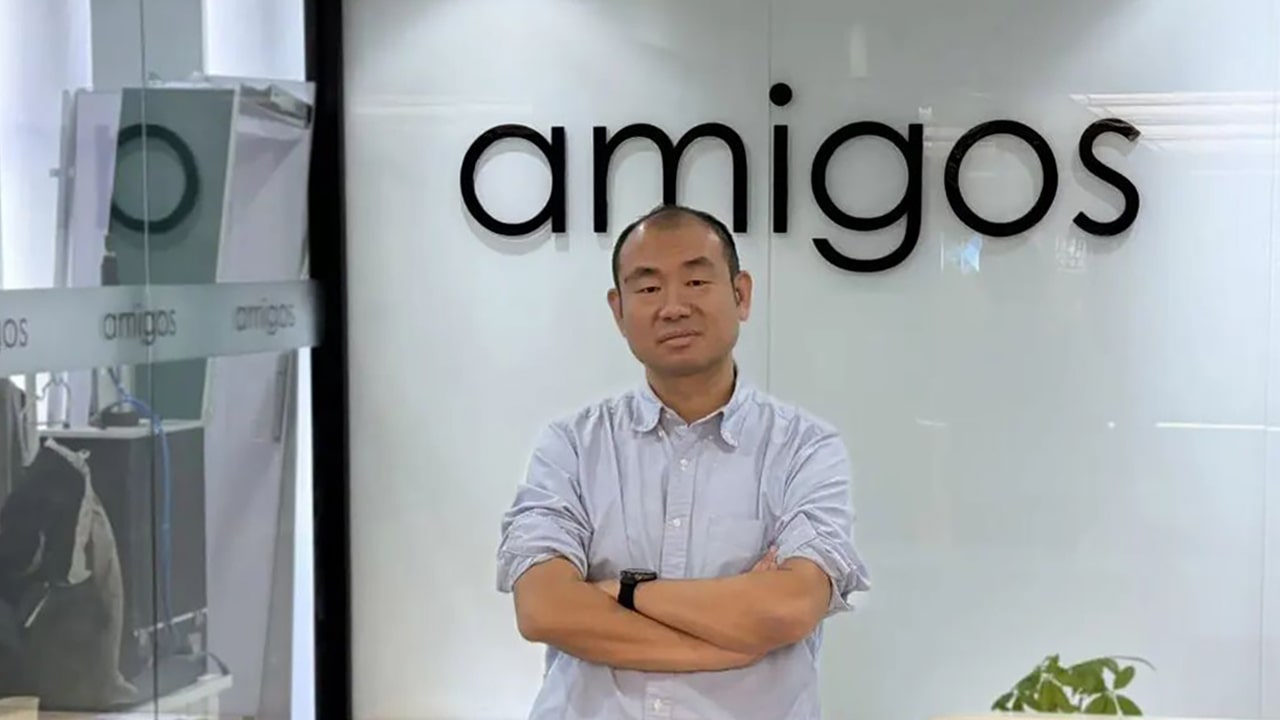 Photo of Liu Fang, founder of Amigos Robots.