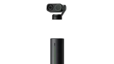 Graphic shows how Insta360’s Link webcam can be mounted on the Wave microphone to enable vertical tracking during sound source localization.