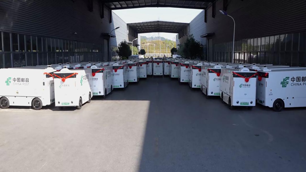 Photo of Rino.ai cargo vans deployed by China Post.