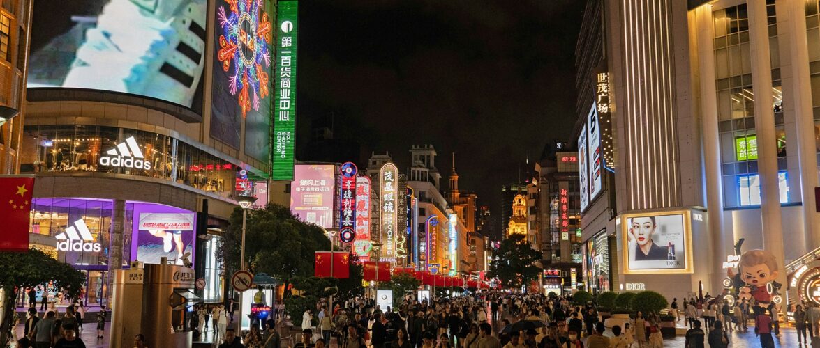 Nanjing Road, the shopping street for which Shanghai is renowned. Photo source: Unsplash.
