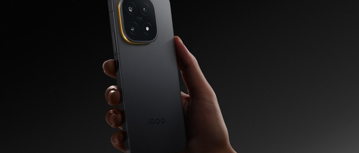 The iQOO 15, in the “Alpha” colorway. Image source: iQOO.