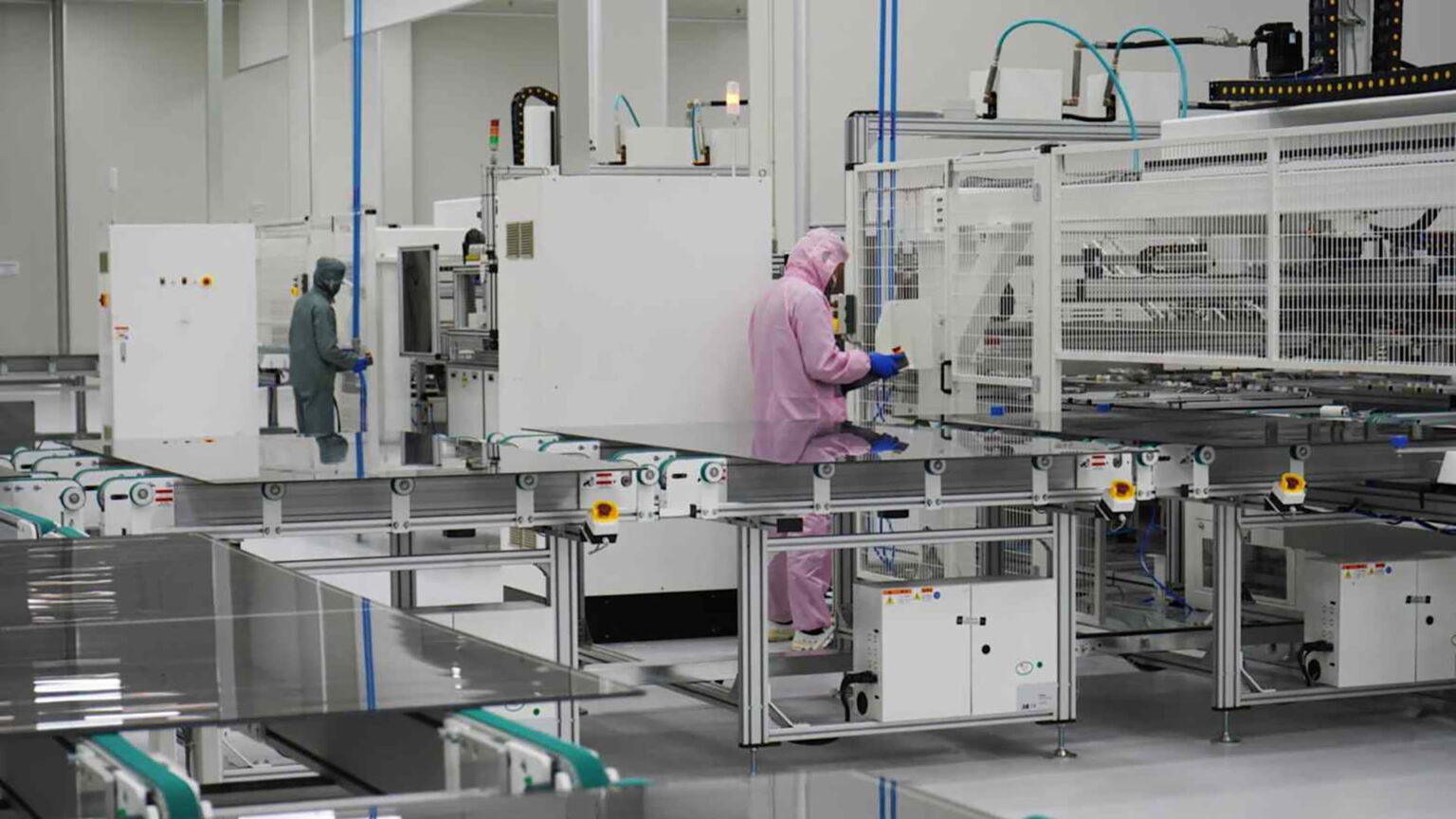 An UtmoLight perovskite solar cell production facility in Jiangsu, China. Photo source: UtmoLight.