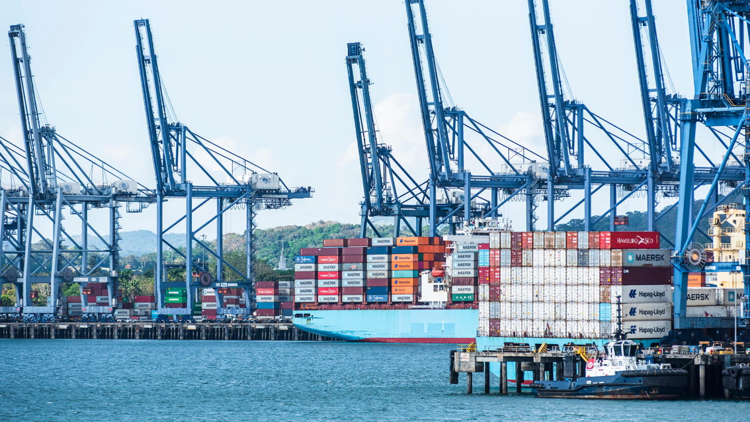 The Port of Balboa. Photo source: Dreamstime (<a href="https://www.dreamstime.com/mariuszbugno_info" style="border-bottom: 1px solid #1266f1; text-decoration: none;" onmouseover="this.style.color='#1266f1'" onmouseout="this.style.color=''">Mariusz Bugno</a>, ID: 435179865).