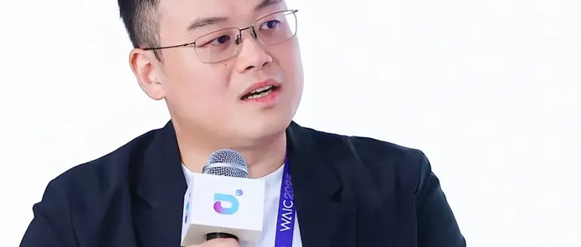 Luo Jianlan, associate professor at the Shanghai Innovation Institute and chief scientist at Agibot. Photo source: Sohu.