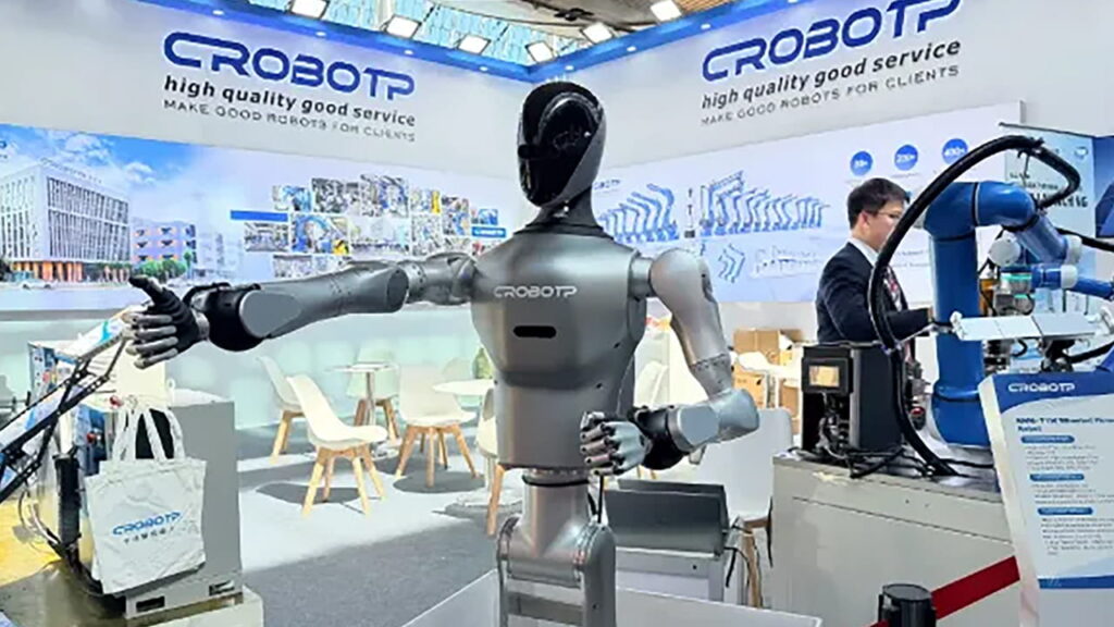 CRP’s RHM-T1W wheeled humanoid robot, on display at Hannover Messe 2026. Photo source: CRP Robot Technology.
