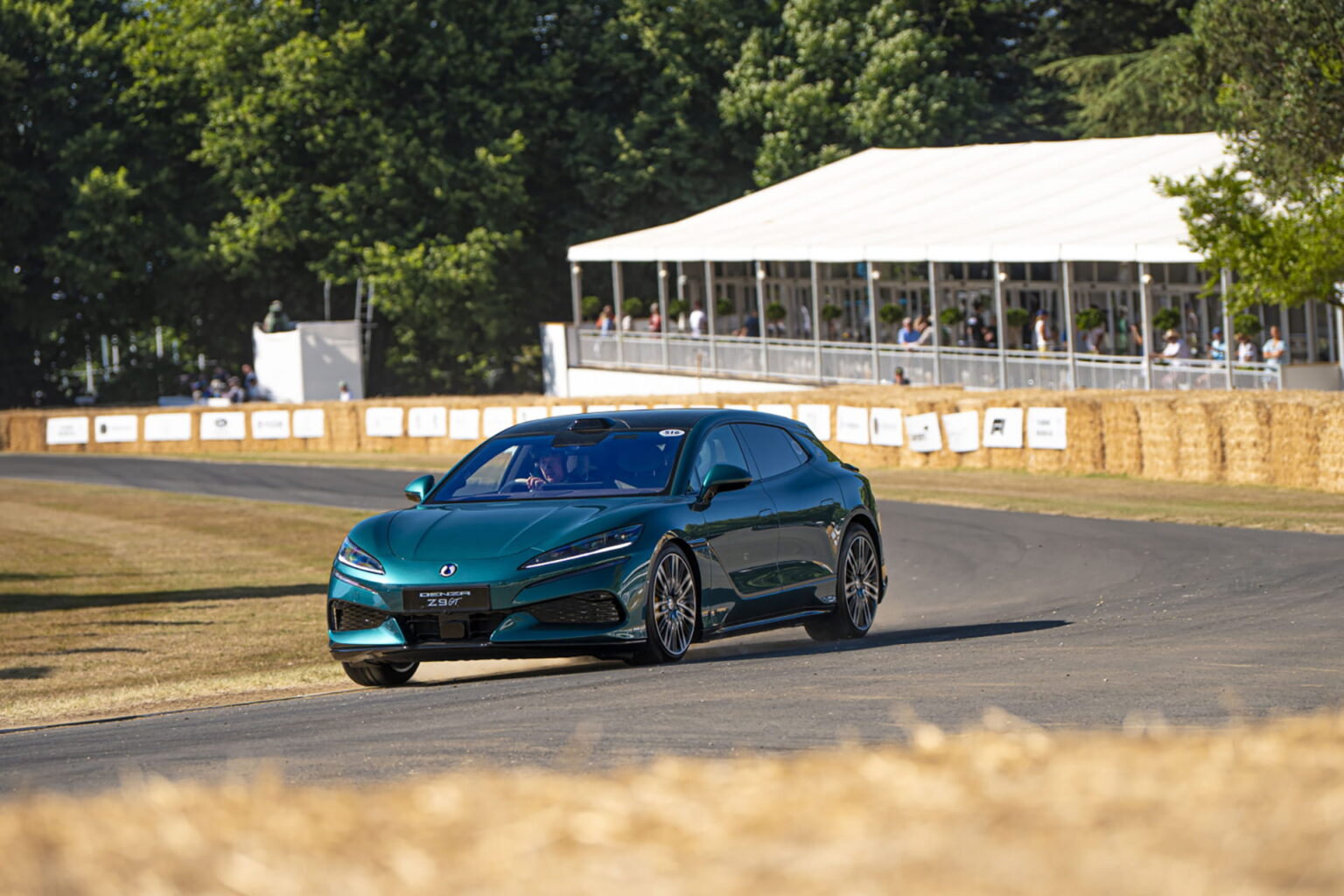 The Denza Z9GT. Photo source: BYD.