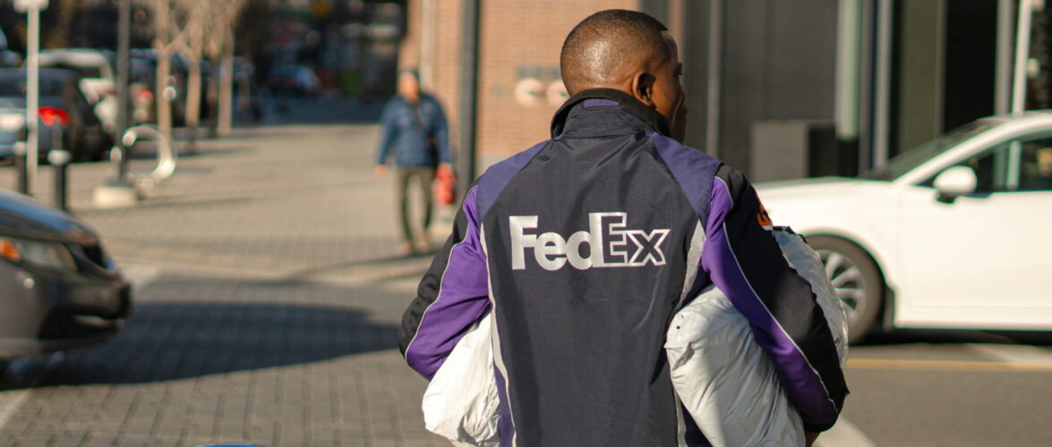 Chinese Logistics Firms Build US Door-to-Door Networks to Support E-Commerce and Cut Tariffs