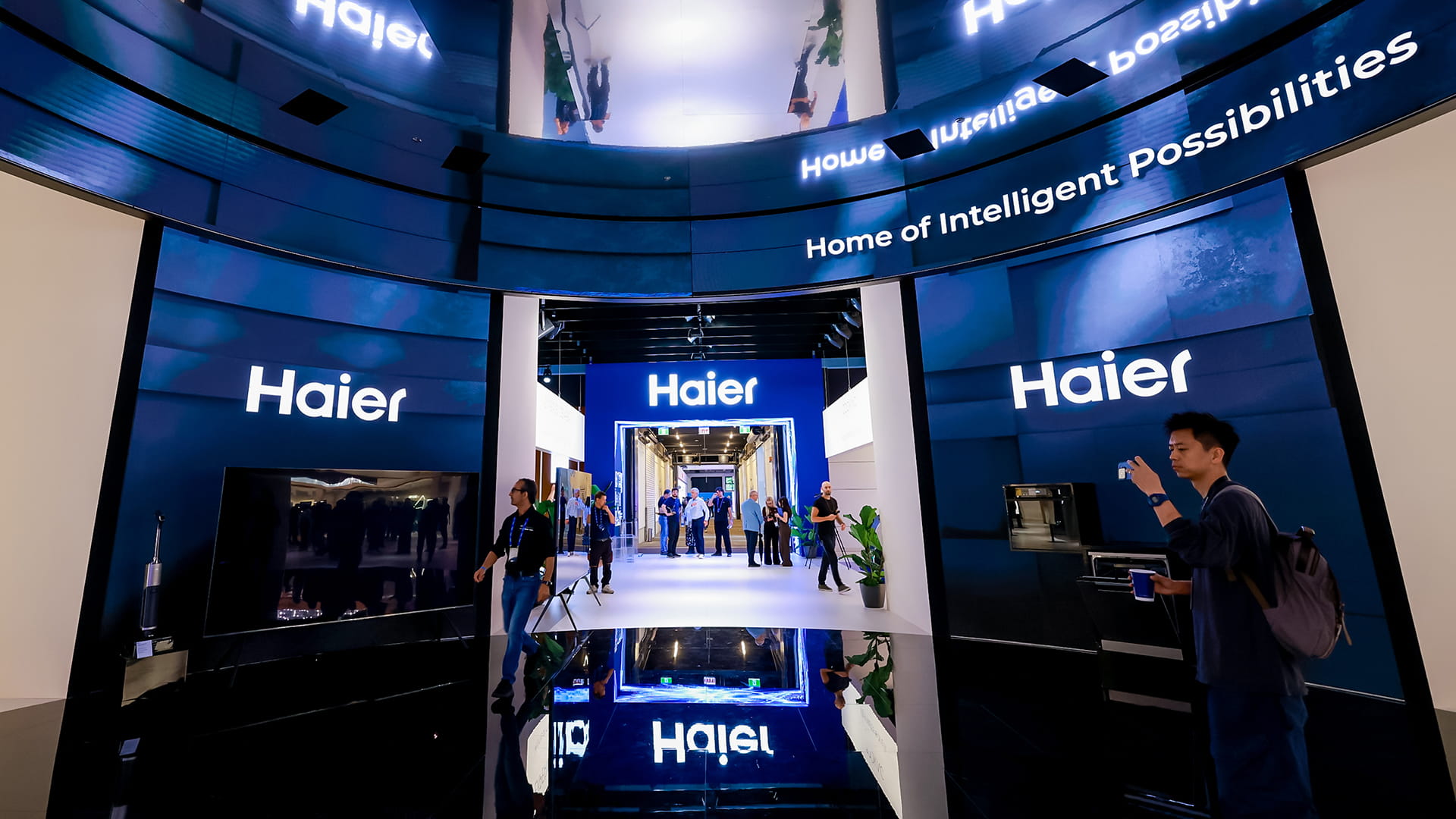 Chinese appliance makers bolster Europe push, eye vertical integration