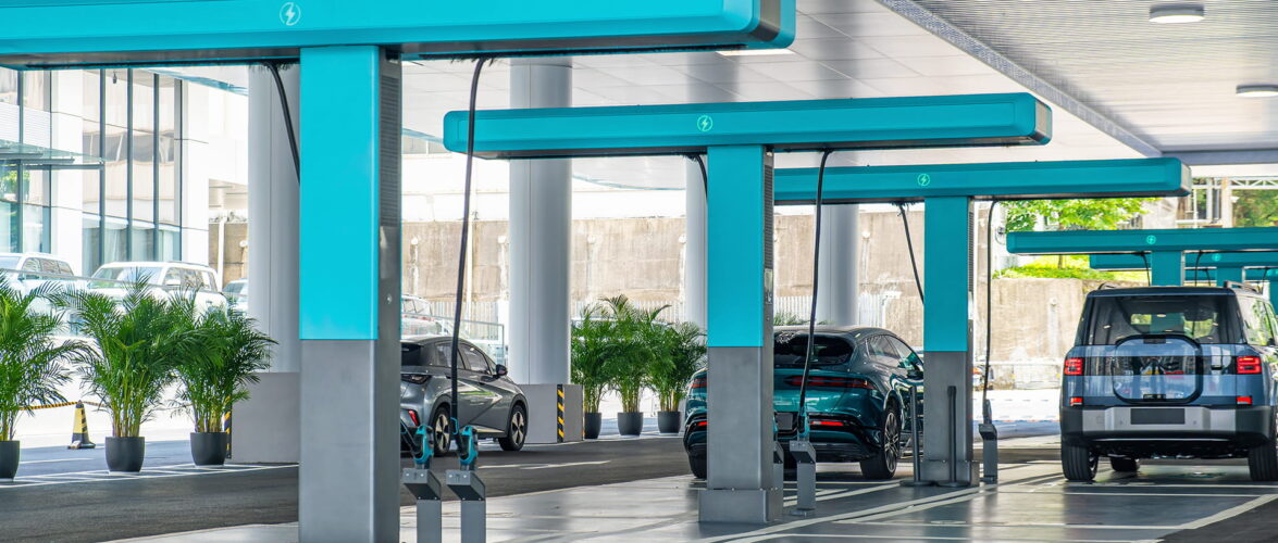 China Ends Tax Break on EV Batteries, Plans Vehicle Purchase Tax Cut Phase-Out by 2028