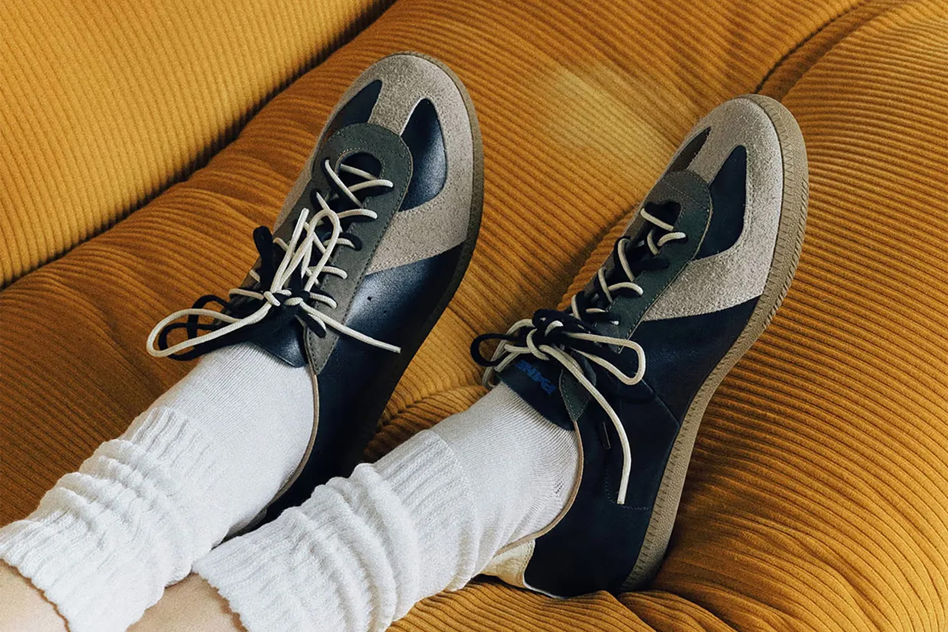 Photo shows Pane's Light Training Nogi shoes.